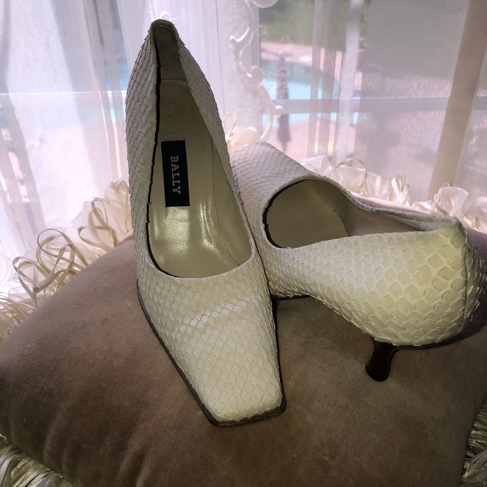 Bally Pumps - Picture 2 of 6